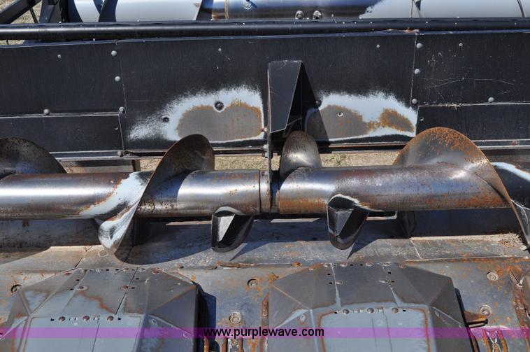 image for item C3002 1996 AGCO Gleaner corn header