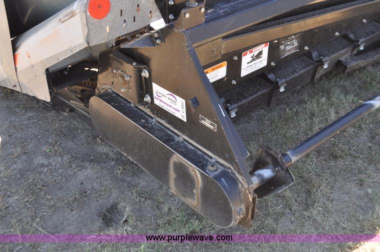 image for item C3002 1996 AGCO Gleaner corn header