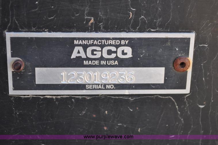 image for item C3002 1996 AGCO Gleaner corn header