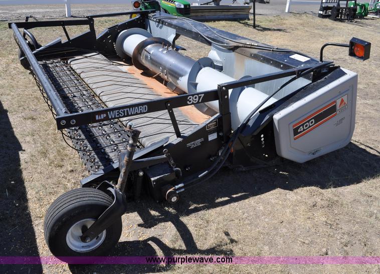 image for item C3004 1999 AGCO Gleaner 400 pickup header