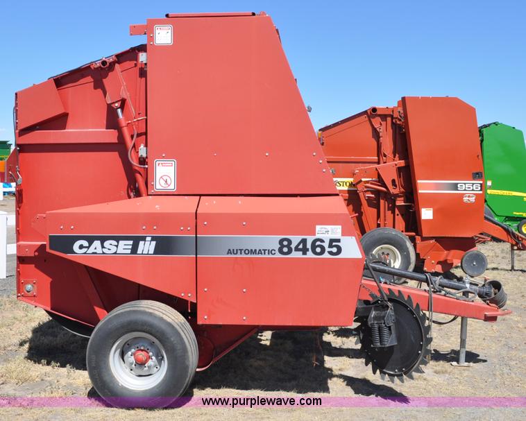 image for item C3005 1998 Case IH 8465A round baler
