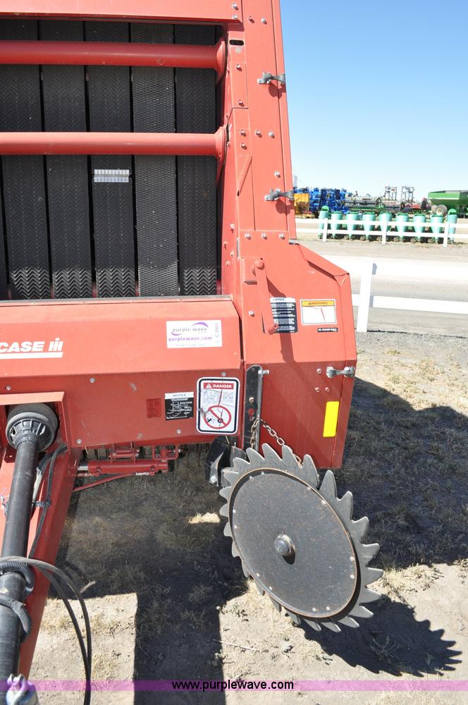 image for item C3005 1998 Case IH 8465A round baler