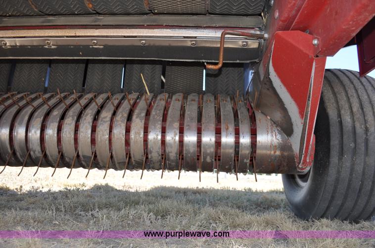 image for item C3005 1998 Case IH 8465A round baler