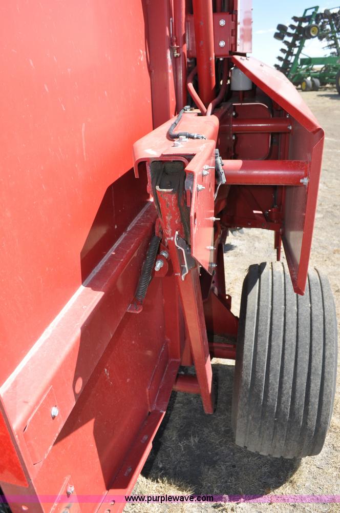 image for item C3005 1998 Case IH 8465A round baler