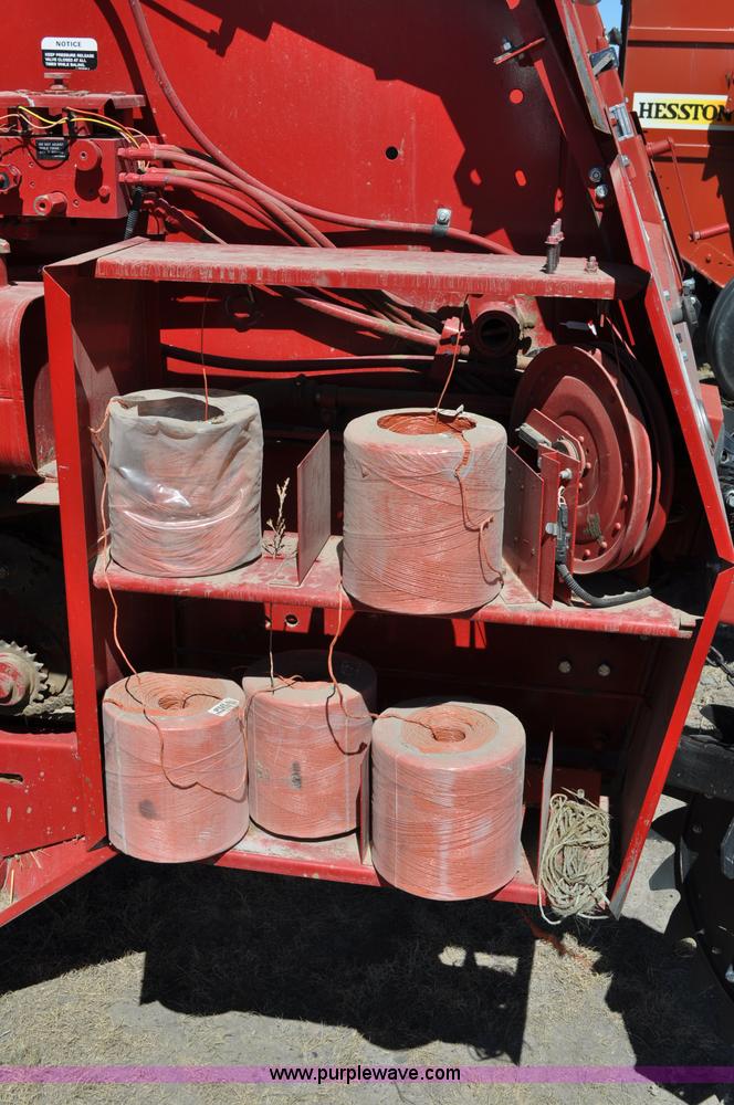 image for item C3005 1998 Case IH 8465A round baler