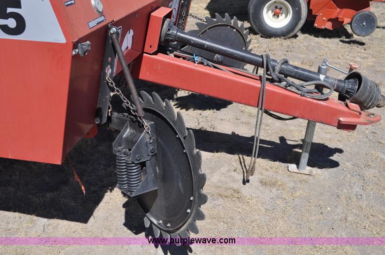 image for item C3005 1998 Case IH 8465A round baler