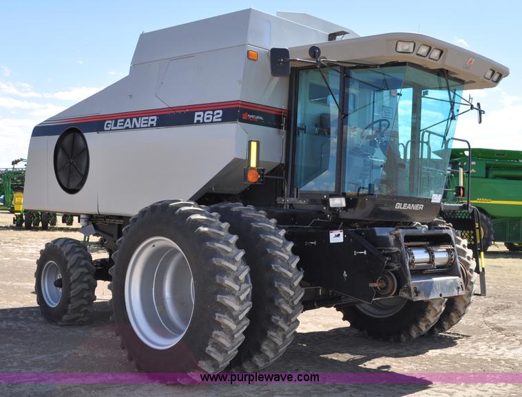 image for item C3006 2002 AGCO Gleaner R62 Custom Harvest Special combine