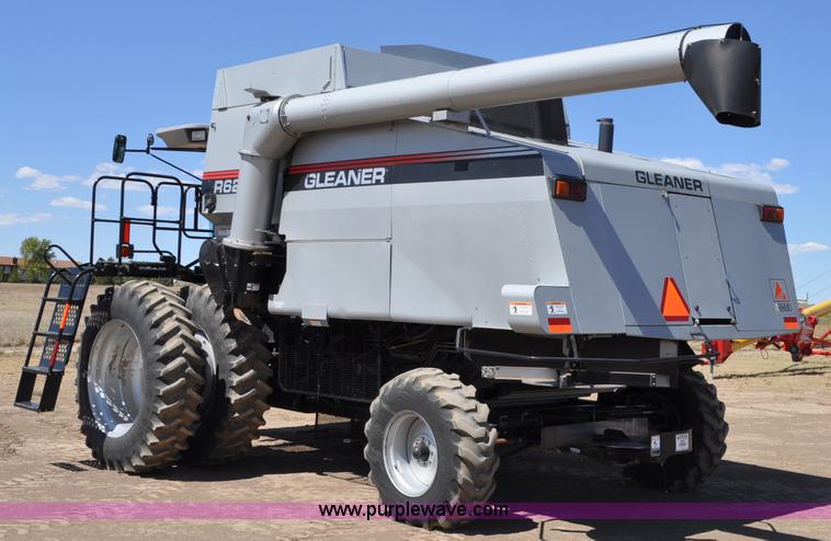 image for item C3006 2002 AGCO Gleaner R62 Custom Harvest Special combine