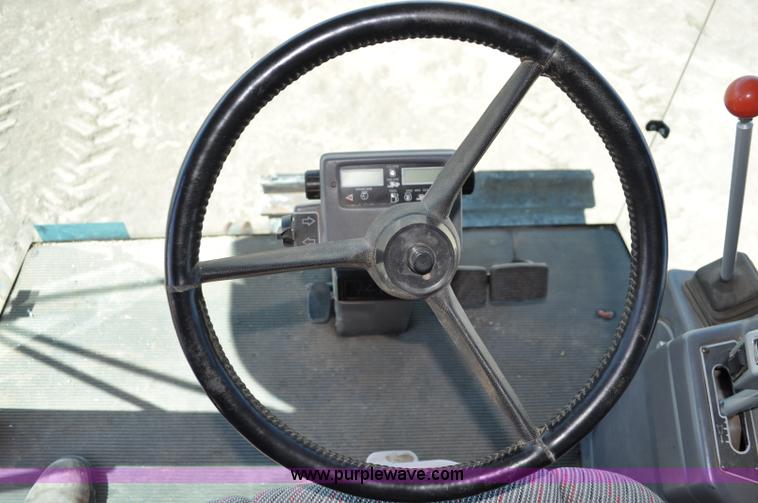 image for item C3006 2002 AGCO Gleaner R62 Custom Harvest Special combine