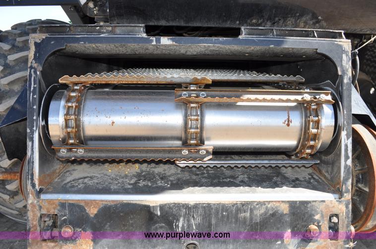 image for item C3006 2002 AGCO Gleaner R62 Custom Harvest Special combine