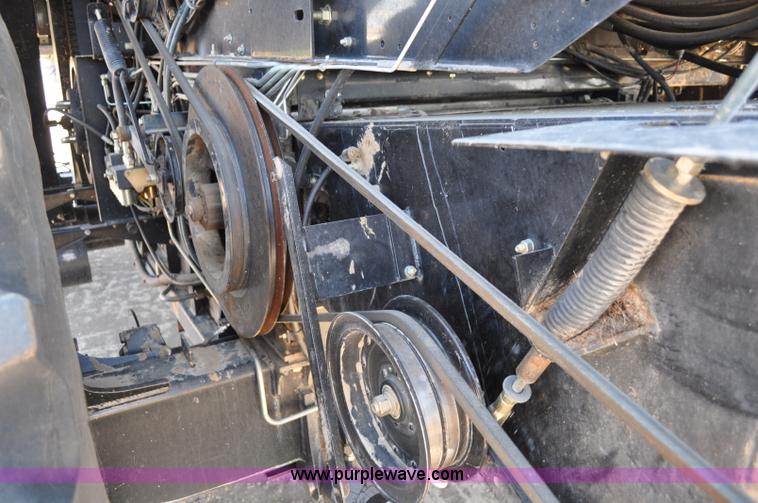 image for item C3006 2002 AGCO Gleaner R62 Custom Harvest Special combine