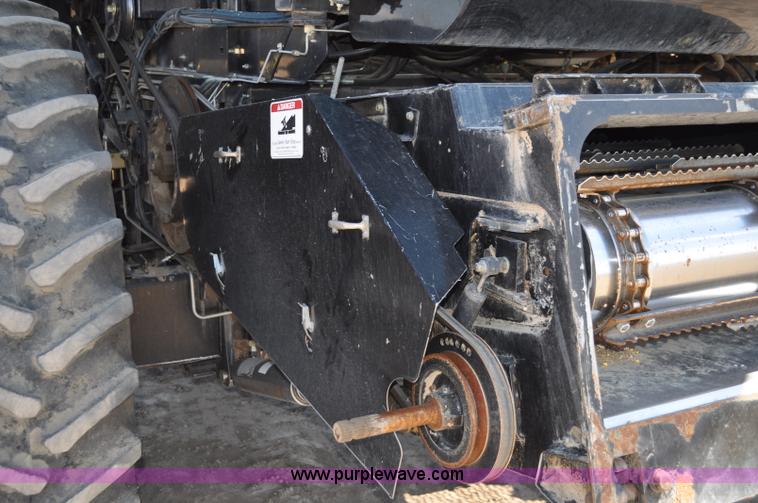 image for item C3006 2002 AGCO Gleaner R62 Custom Harvest Special combine