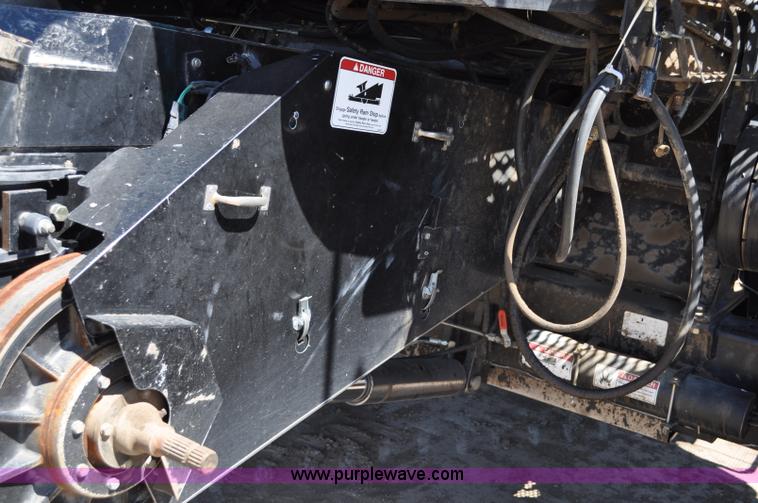 image for item C3006 2002 AGCO Gleaner R62 Custom Harvest Special combine