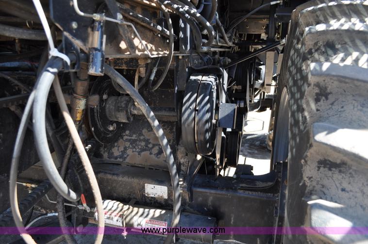 image for item C3006 2002 AGCO Gleaner R62 Custom Harvest Special combine