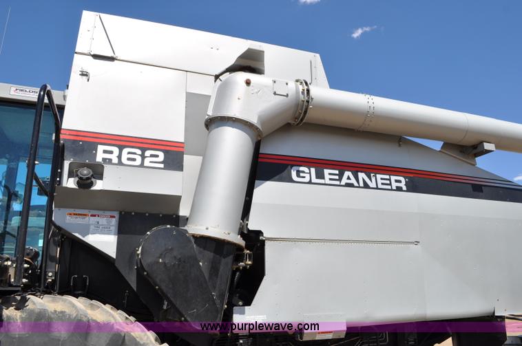 image for item C3006 2002 AGCO Gleaner R62 Custom Harvest Special combine