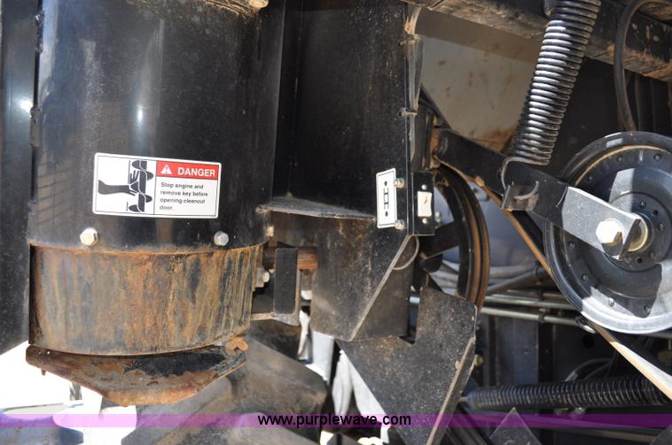 image for item C3006 2002 AGCO Gleaner R62 Custom Harvest Special combine