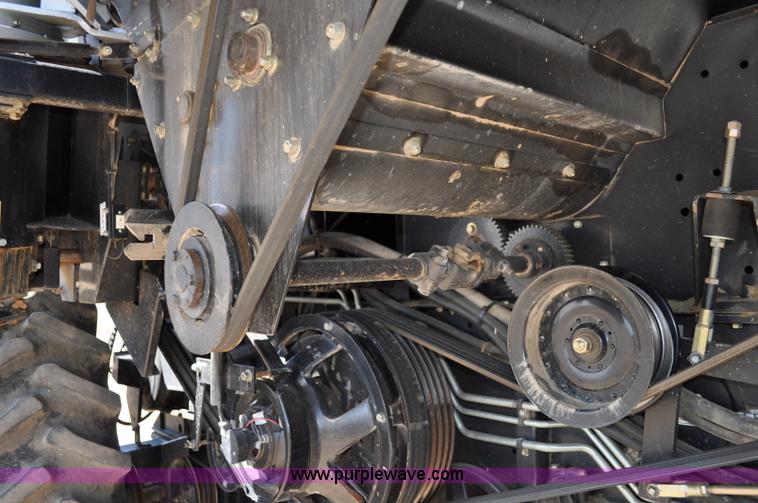 image for item C3006 2002 AGCO Gleaner R62 Custom Harvest Special combine