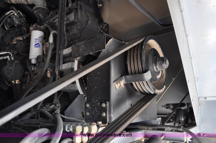 image for item C3006 2002 AGCO Gleaner R62 Custom Harvest Special combine