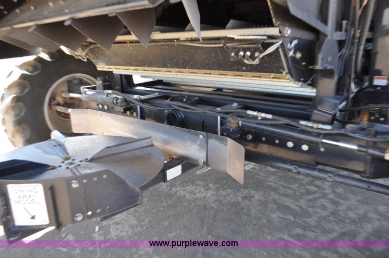 image for item C3006 2002 AGCO Gleaner R62 Custom Harvest Special combine