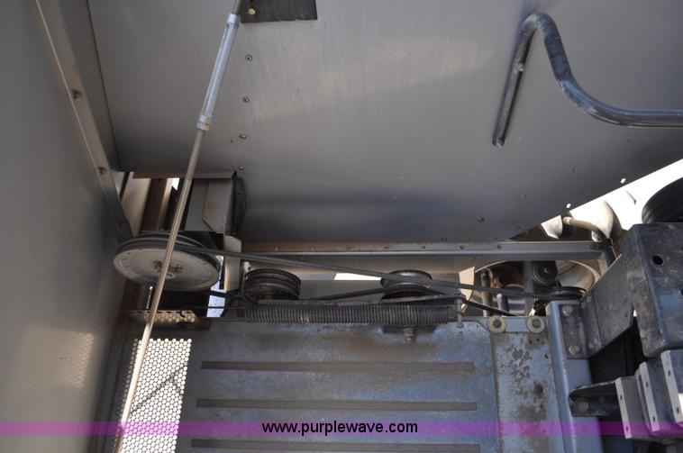 image for item C3006 2002 AGCO Gleaner R62 Custom Harvest Special combine