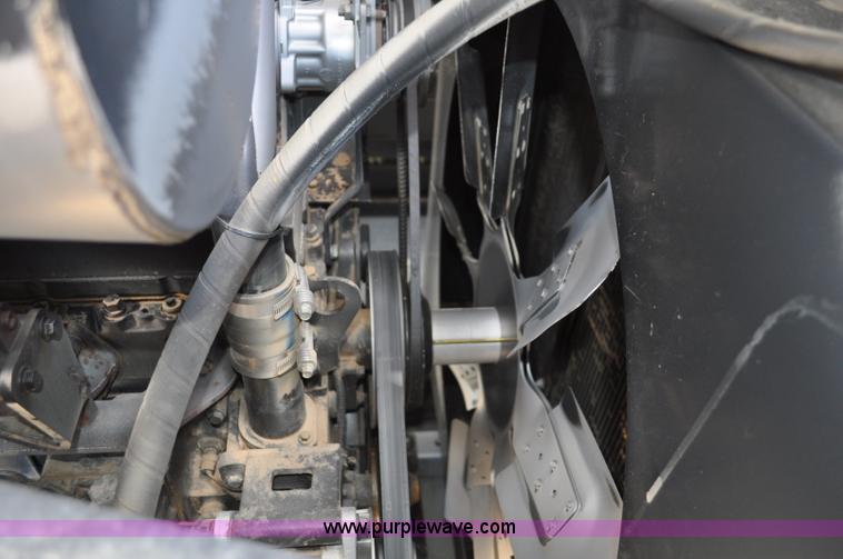 image for item C3006 2002 AGCO Gleaner R62 Custom Harvest Special combine