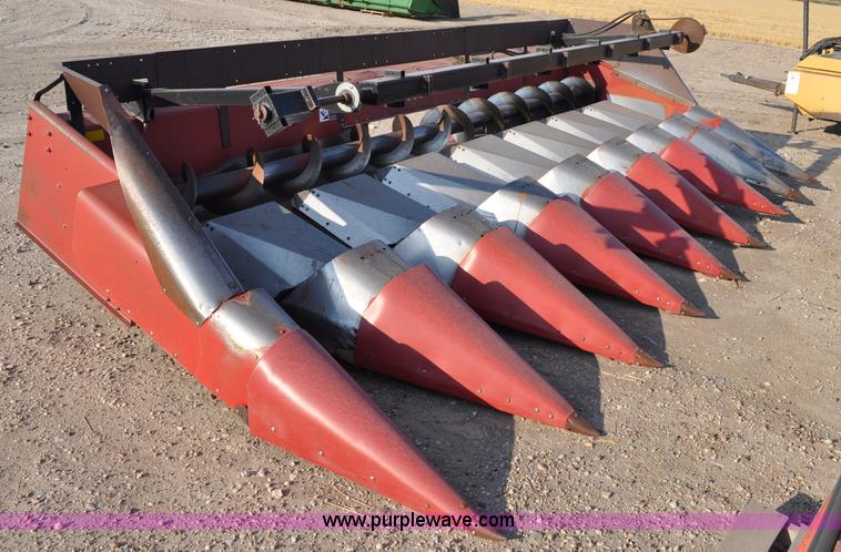 image for item C3008 1992 Case IH 1083 corn header