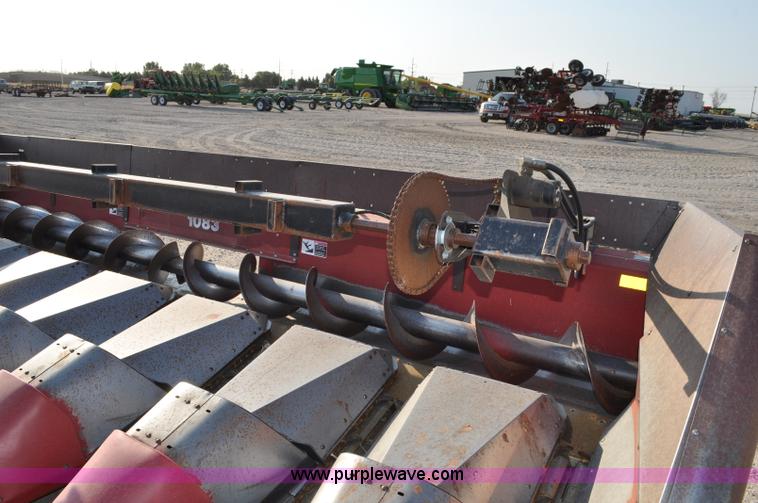 image for item C3008 1992 Case IH 1083 corn header