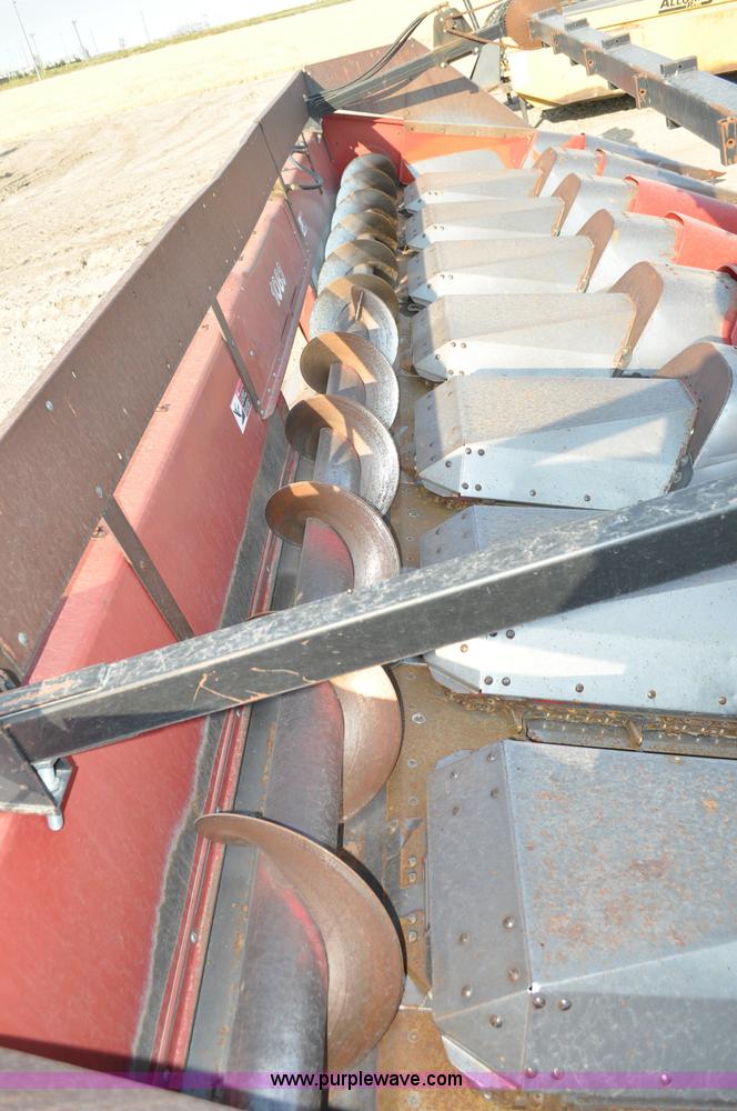 image for item C3008 1992 Case IH 1083 corn header