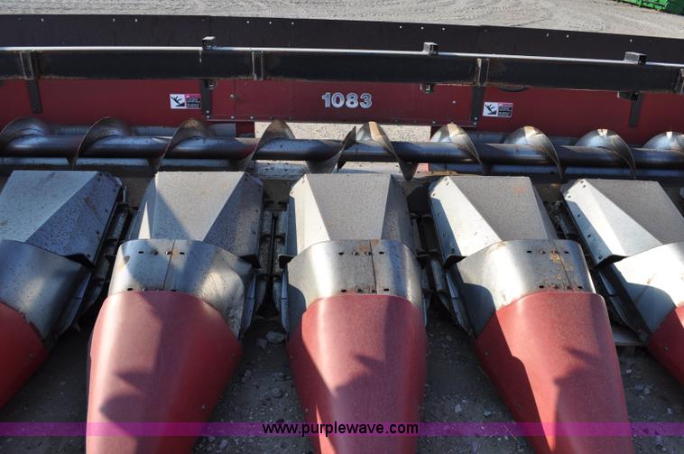 image for item C3008 1992 Case IH 1083 corn header
