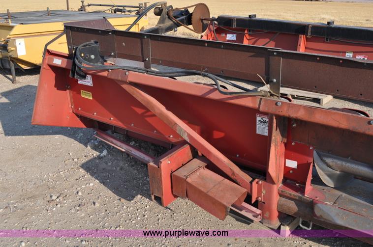 image for item C3008 1992 Case IH 1083 corn header