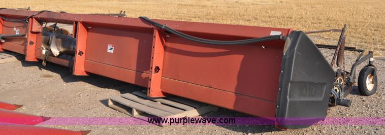 image for item C3009 1986 Case IH 1010 30' platform header