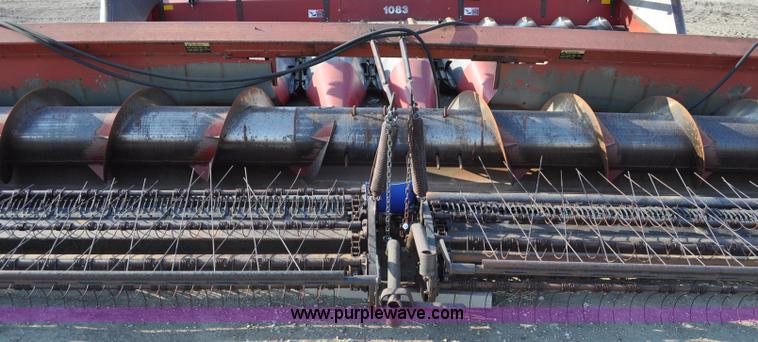 image for item C3009 1986 Case IH 1010 30' platform header