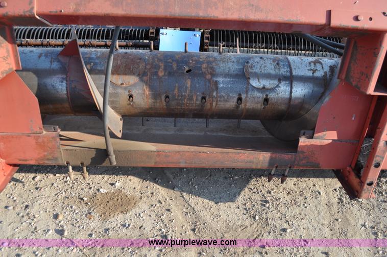 image for item C3009 1986 Case IH 1010 30' platform header