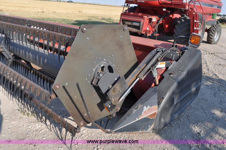 image for item C3010 1995 Case IH 1010 30' header