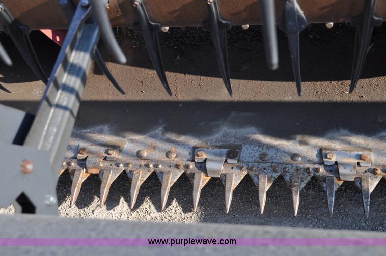 image for item C3010 1995 Case IH 1010 30' header