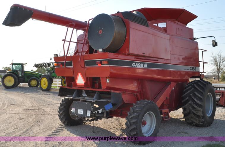 image for item C3011 1998 Case IH 2388 combine