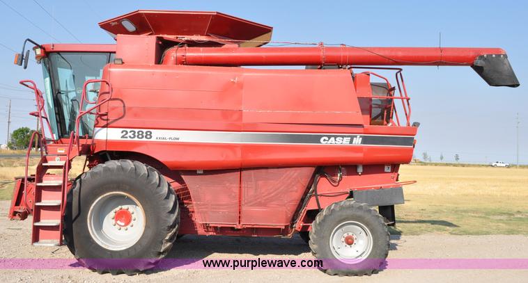 image for item C3011 1998 Case IH 2388 combine