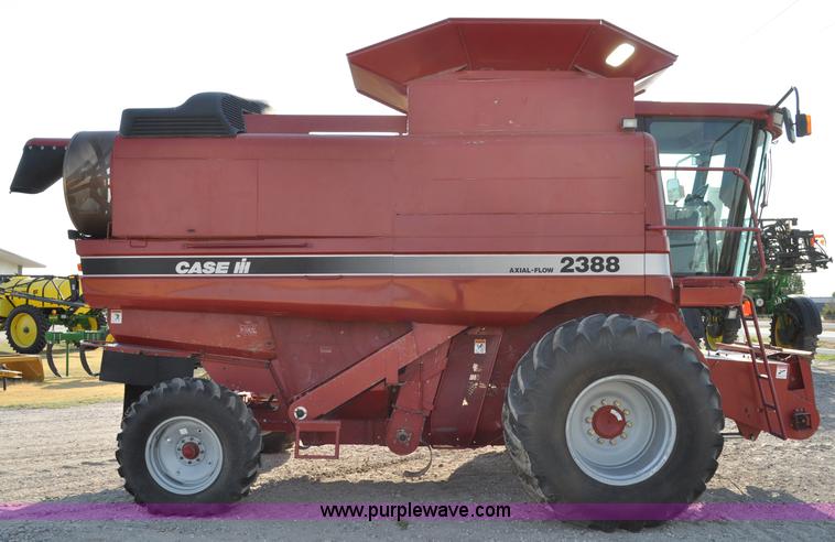 image for item C3011 1998 Case IH 2388 combine