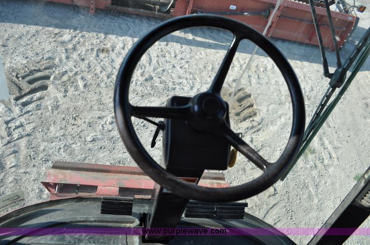 image for item C3011 1998 Case IH 2388 combine