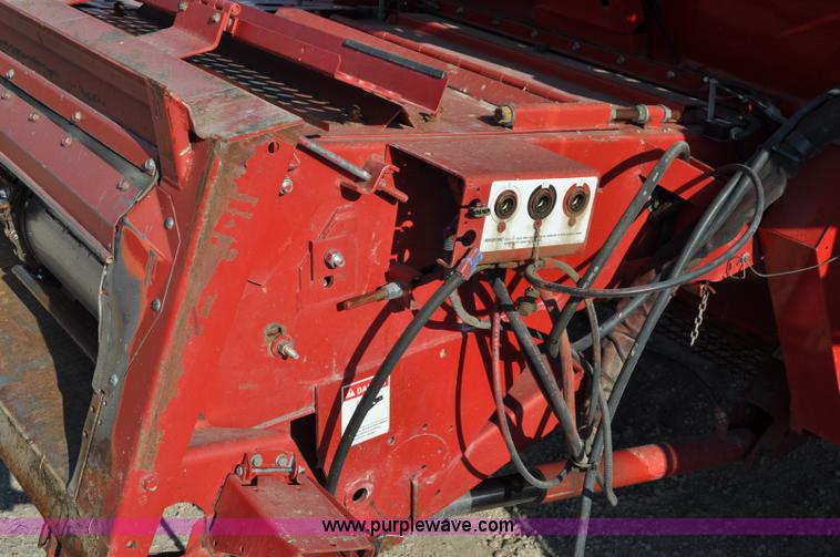 image for item C3011 1998 Case IH 2388 combine