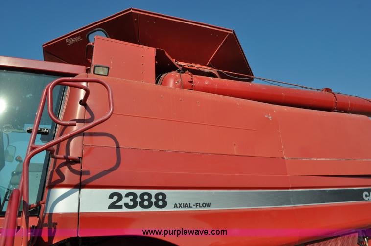 image for item C3011 1998 Case IH 2388 combine