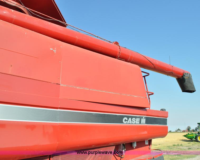 image for item C3011 1998 Case IH 2388 combine