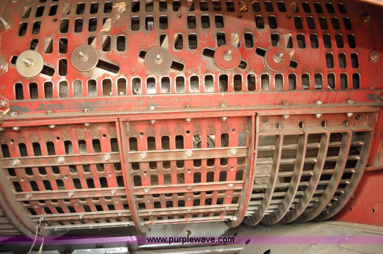 image for item C3011 1998 Case IH 2388 combine