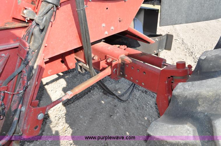 image for item C3011 1998 Case IH 2388 combine