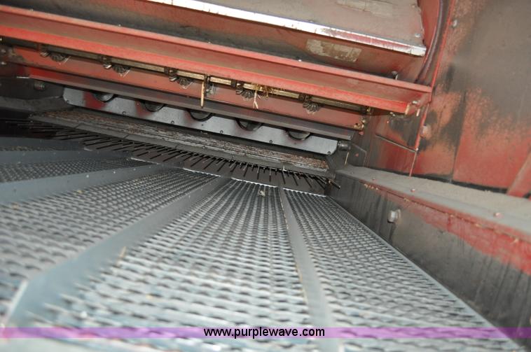 image for item C3011 1998 Case IH 2388 combine