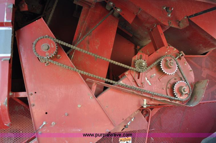 image for item C3011 1998 Case IH 2388 combine