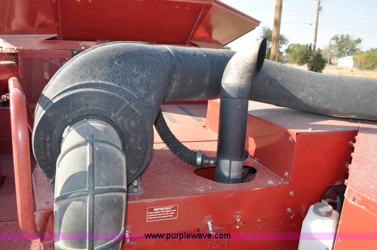 image for item C3011 1998 Case IH 2388 combine