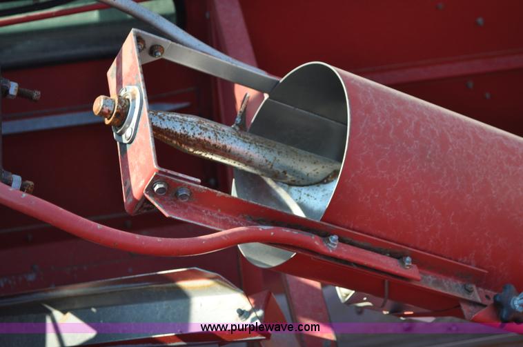 image for item C3011 1998 Case IH 2388 combine