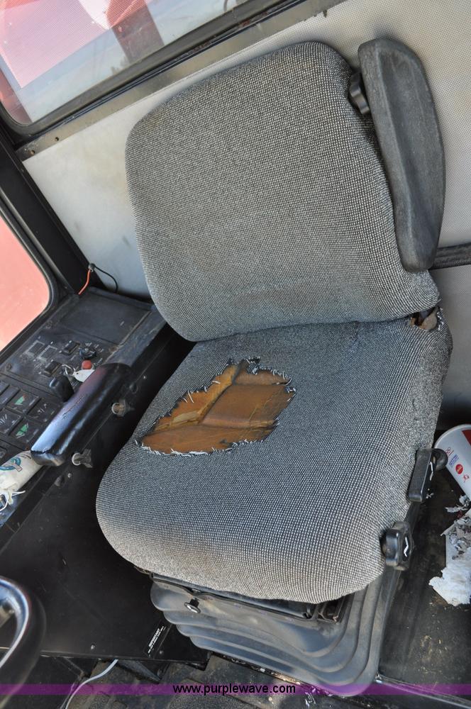 image for item C3012 1992 Case IH 1680 combine