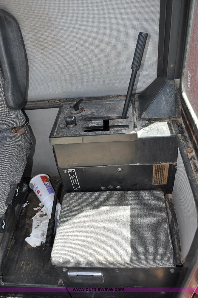 image for item C3012 1992 Case IH 1680 combine